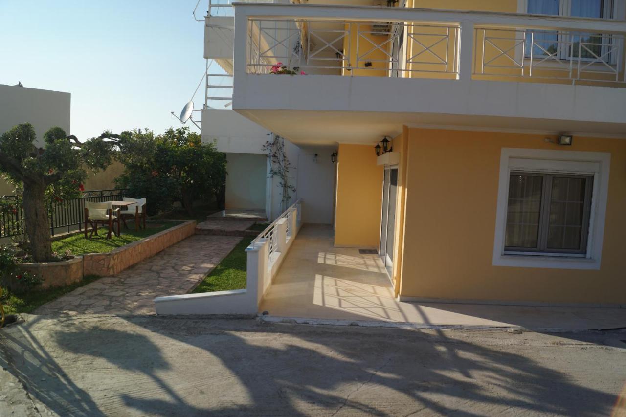Τhe Sunny Apartments Igoumenitsa Exteriör bild