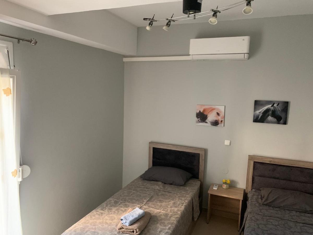 Τhe Sunny Apartments Igoumenitsa Exteriör bild