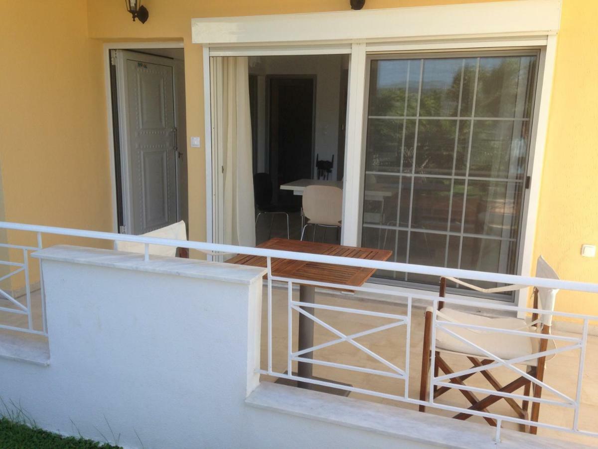 Τhe Sunny Apartments Igoumenitsa Exteriör bild