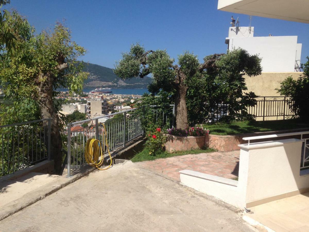 Τhe Sunny Apartments Igoumenitsa Exteriör bild