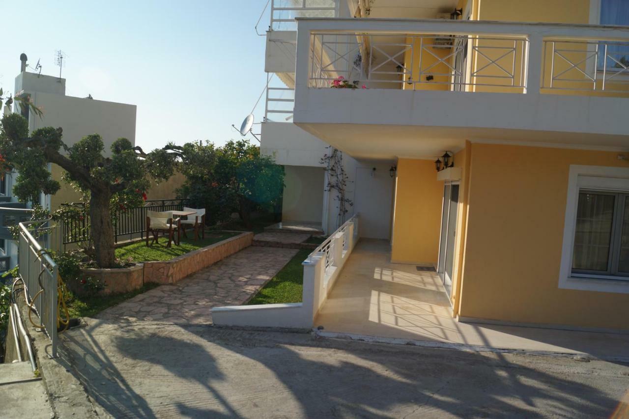 Τhe Sunny Apartments Igoumenitsa Exteriör bild