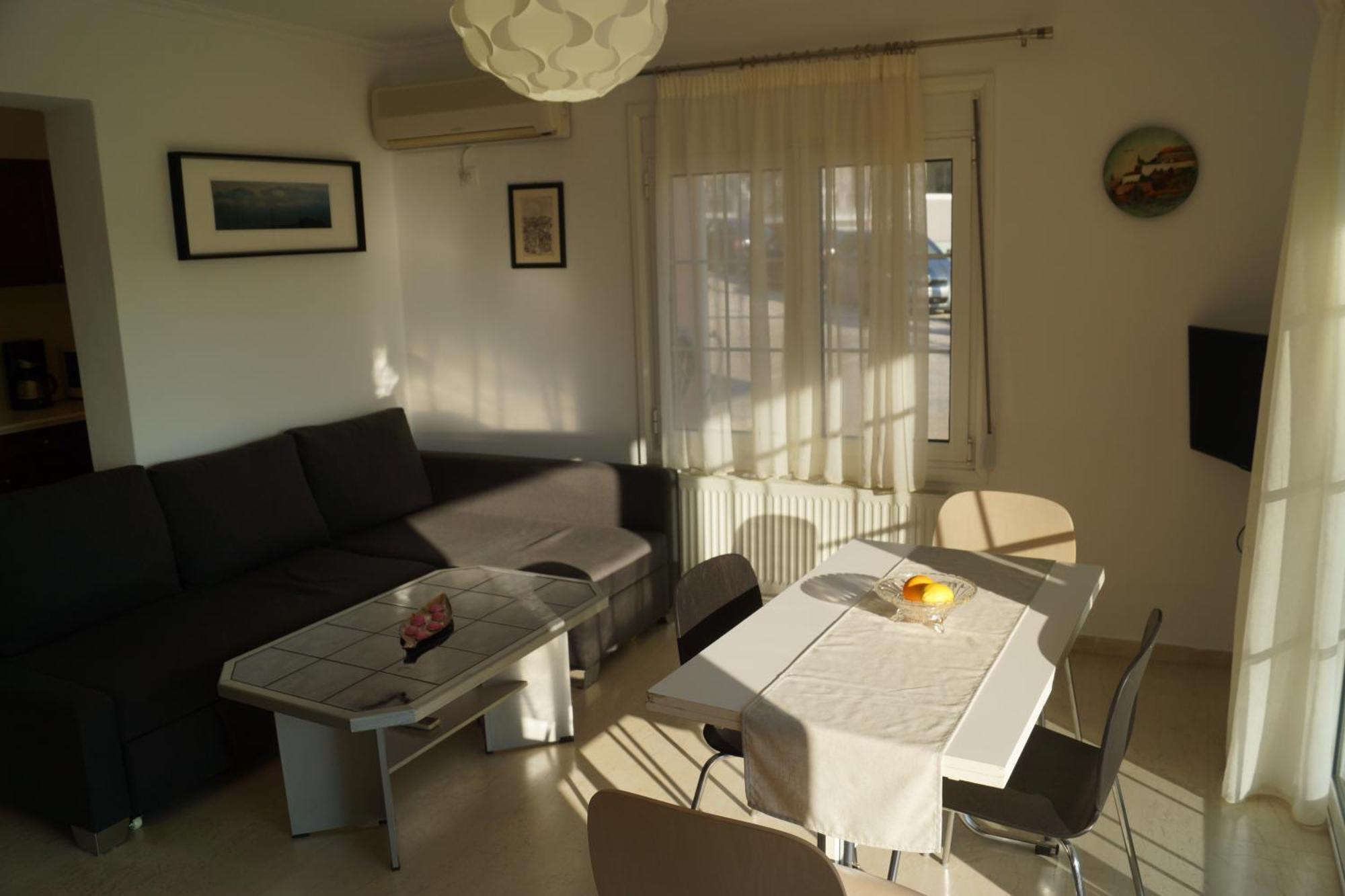 Τhe Sunny Apartments Igoumenitsa Exteriör bild